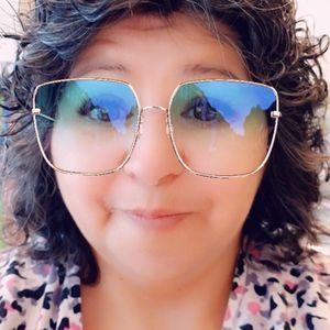 Meet your Posher, Barbara